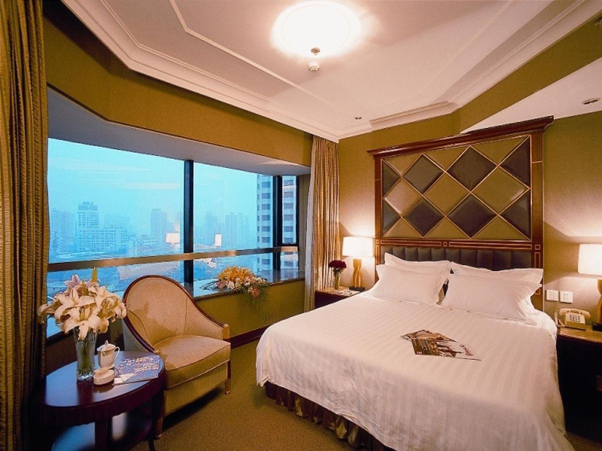 Shanghai Everbright International Hotel Quarto foto