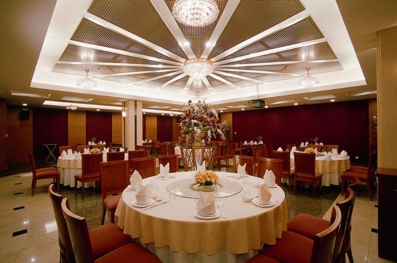 Shanghai Everbright International Hotel Restaurante foto